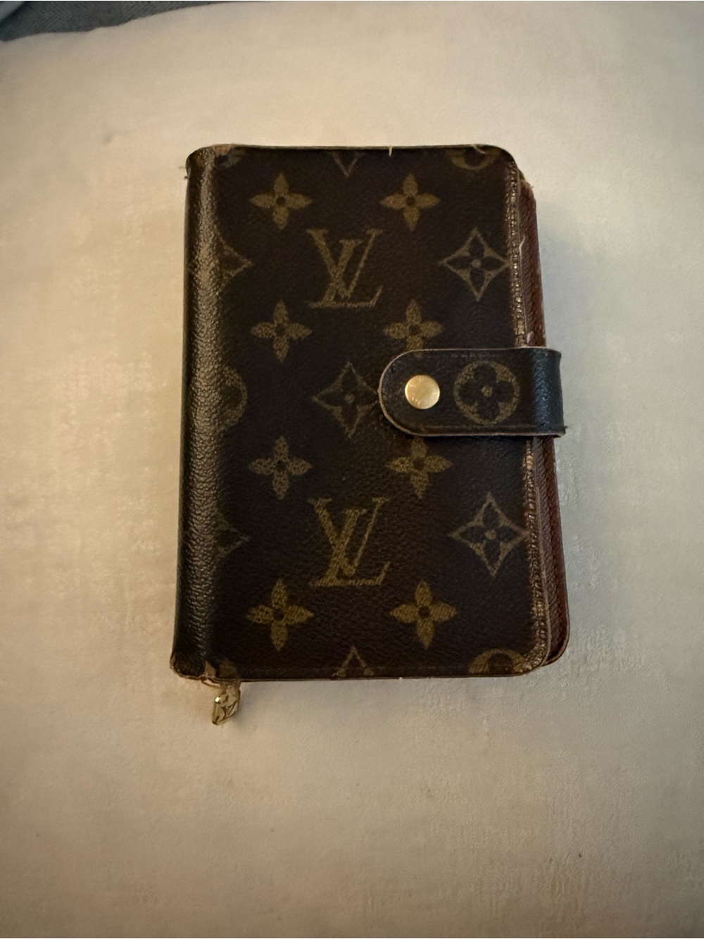 Louis Vuitton Monogram Canvas Zipper Wallet
